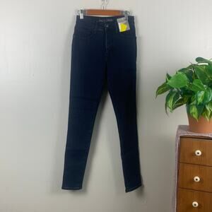 NWT Falls Creek High Rise Skinny Stretch Blue Jeans Size 4